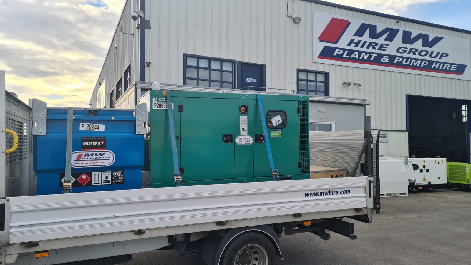 New Western 10TCC Fuel Tank and New Cummins C38D5 SOLD to customers in Co. Cork 